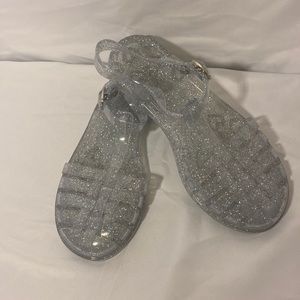 Girl’s Old Navy Glitter Jelly Sandals